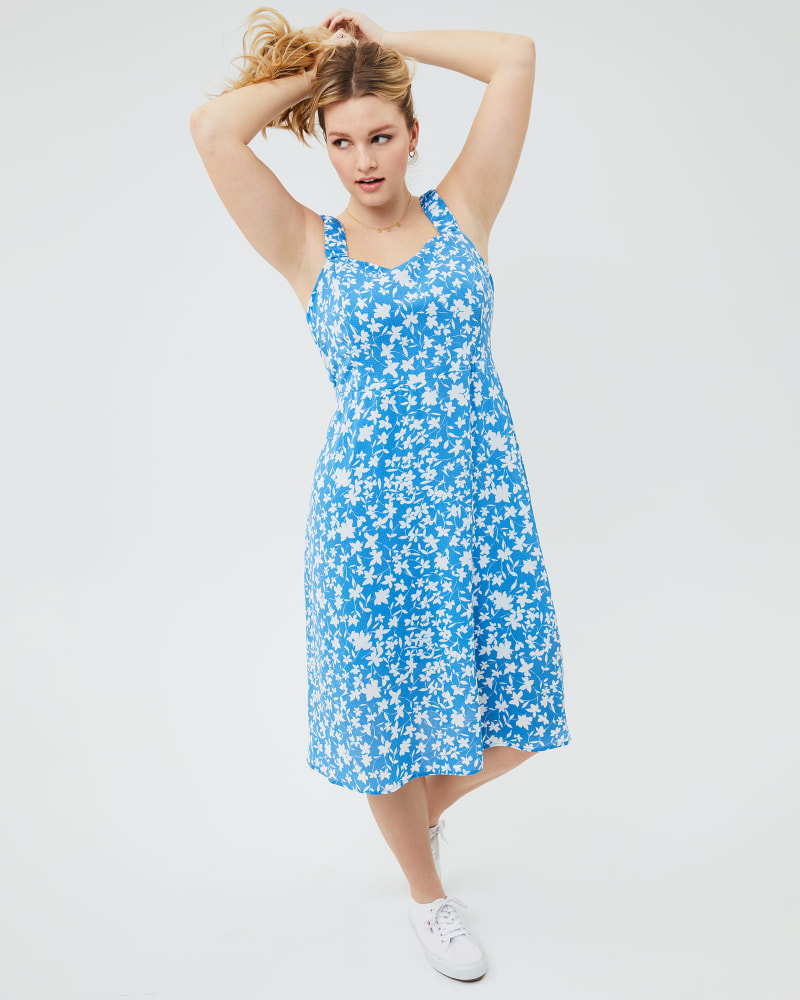 Plus size model with hourglass body shape wearing Laura Floral Dress by Sandra Darren | Dia&Co | dia_product_style_image_id:156800